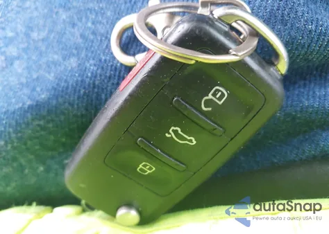 2015 Volkswagen Jetta 1.8T Sport из США, поврежденный, VIN 3VWD17AJ2FM402362